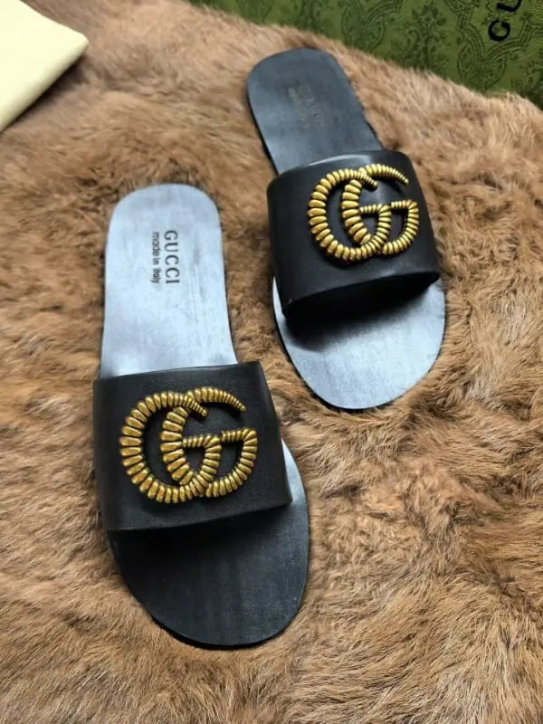 gucci chaussons pour femme s_12255371